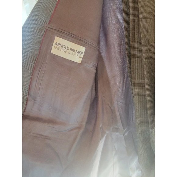 Grey suit - Picture 4 of 6